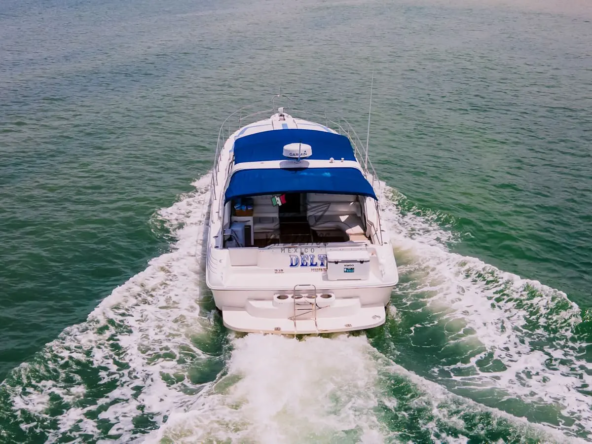Boat Rental Puerto Vallarta – Delta Sea Ray 42″ 013