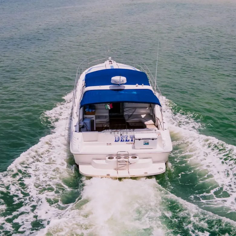 Boat Rental Puerto Vallarta – Delta Sea Ray 42″ 013