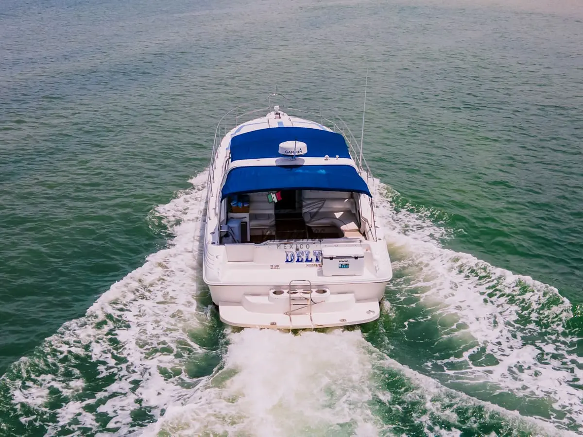 Boat Rental Puerto Vallarta – Delta Sea Ray 42″ 013