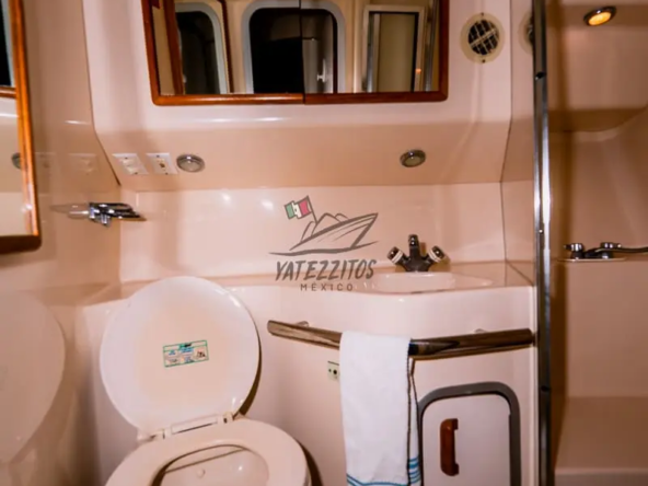 Boat Rental Puerto Vallarta – Delta Sea Ray 42″ 010