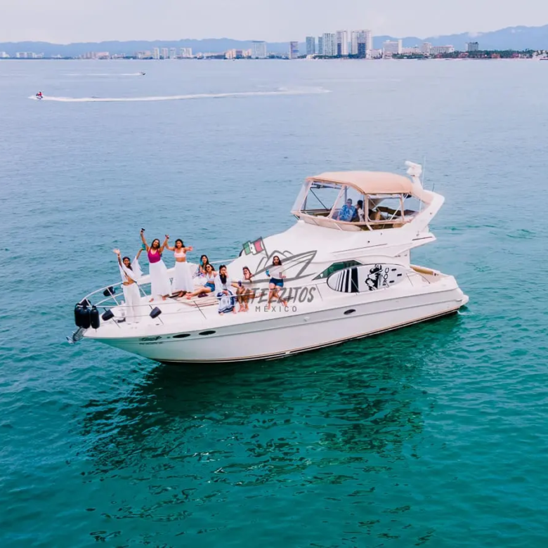 Renta de barco en Puerto Vallarta: Yate Good Boy de lujo - 017