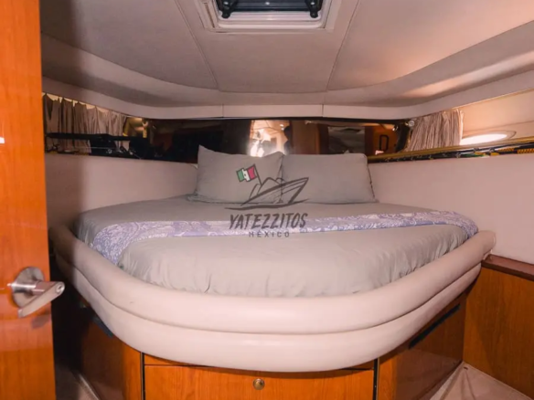 Yacht rental Vallarta – Mr. Lucky Sundancer - 0005