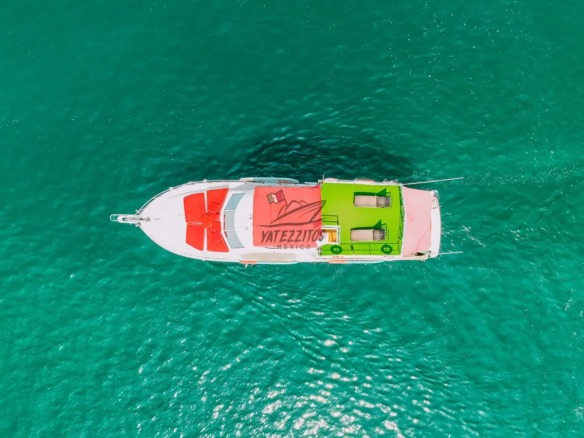 Boat rental Puerto Vallarta | My Christopher Bertram 60ft - 005