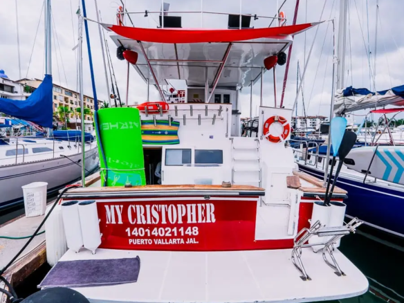 Boat rental Puerto Vallarta | My Christopher Bertram 60ft - 004