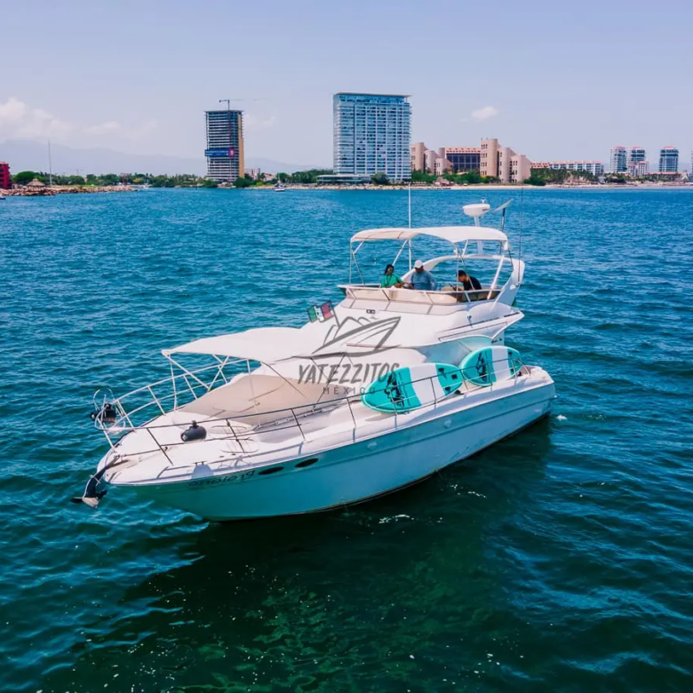 Yacht Rental Puerto Vallarta – Praiano Sea Ray 42″ - 012