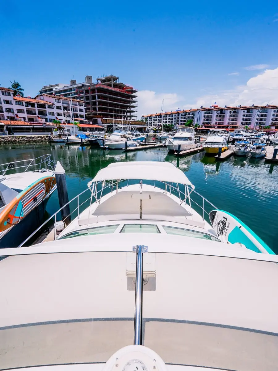 Yacht Rental Puerto Vallarta – Praiano Sea Ray 42″ - 004
