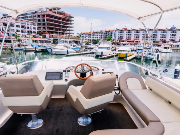 Yacht Rental Puerto Vallarta – Praiano Sea Ray 42″ - 005