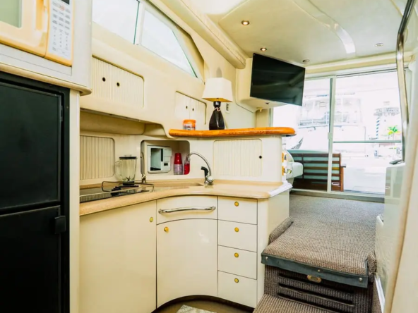 Yacht Rental Puerto Vallarta – Praiano Sea Ray 42″ - 009