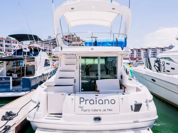 Yacht Rental Puerto Vallarta – Praiano Sea Ray 42″ - 003