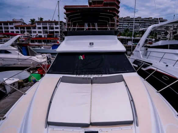 Adventures Puerto Vallarta – Yate Tamygo Maxum 46″ 001
