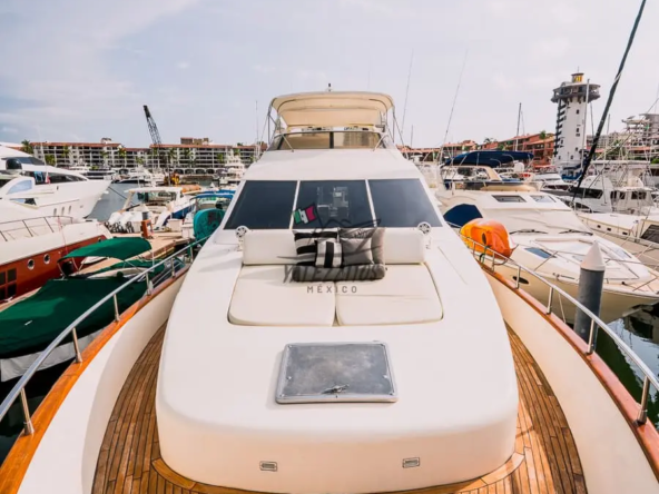Renta de barcos Puerto Vallarta: Yate Tanjia de lujo - 0033
