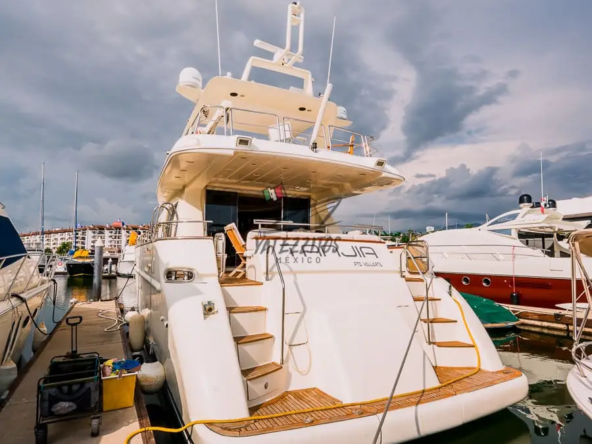 Renta de barcos Puerto Vallarta: Yate Tanjia de lujo - 0035