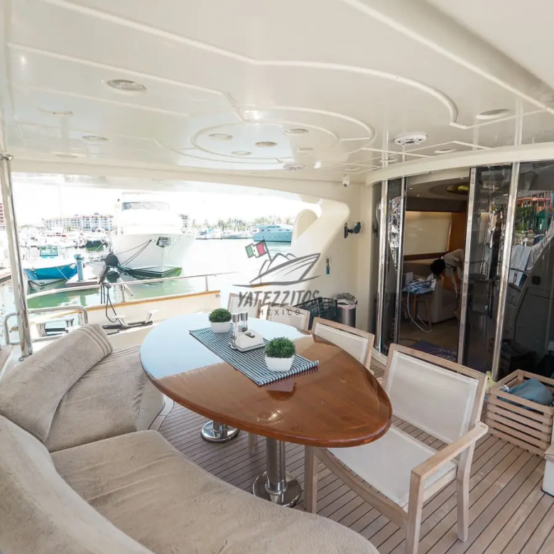 Puerto Vallarta Yacht Charters - Viva La Vie 85" - 03