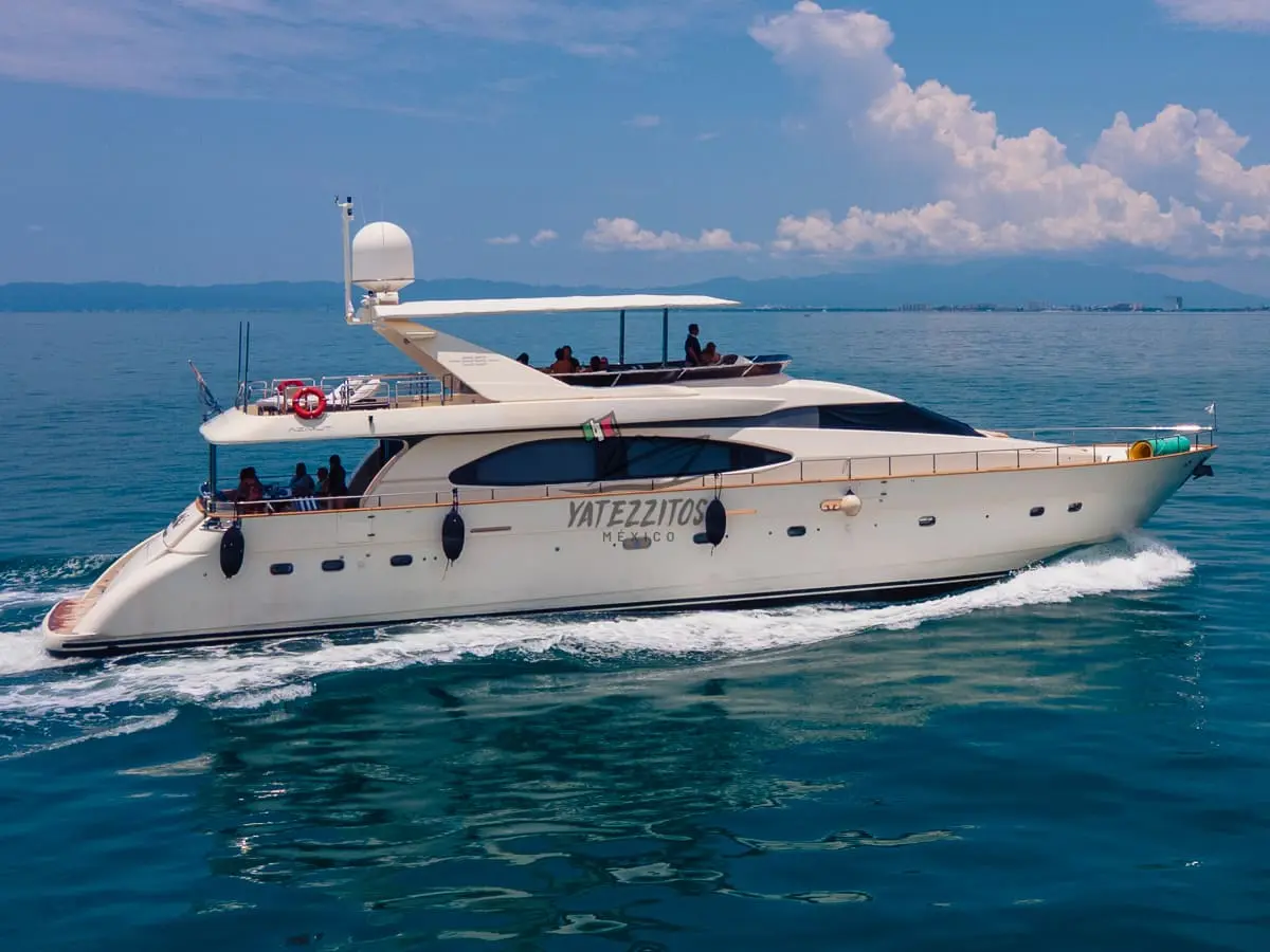 Puerto Vallarta Yacht Charters - Viva La Vie 85" - 04