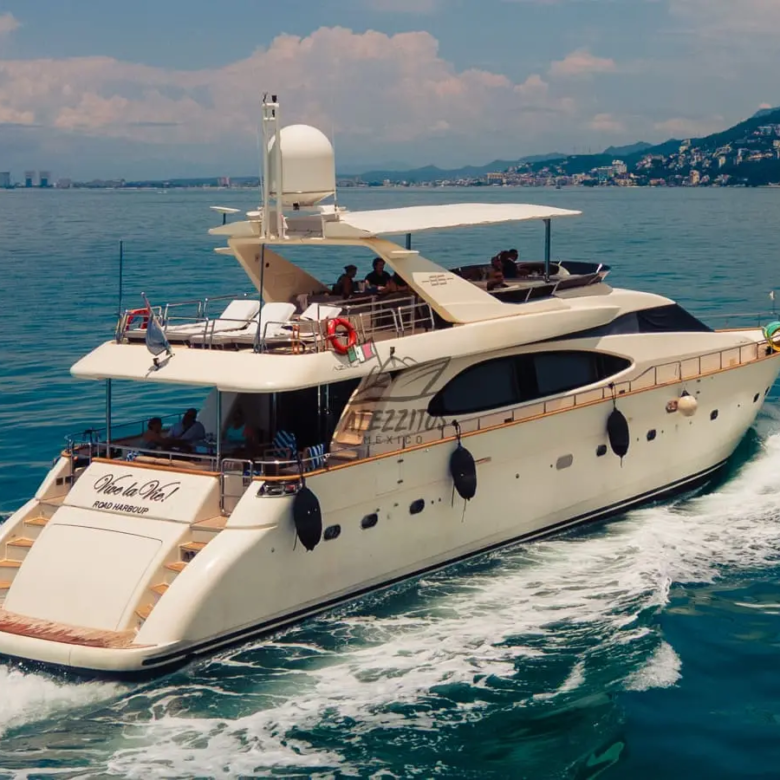 Puerto Vallarta Yacht Charters - Viva La Vie 85" - 07