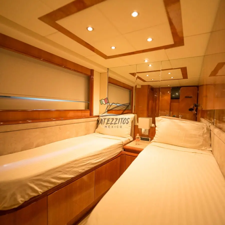 Puerto Vallarta Yacht Charters - Viva La Vie 85" - 09