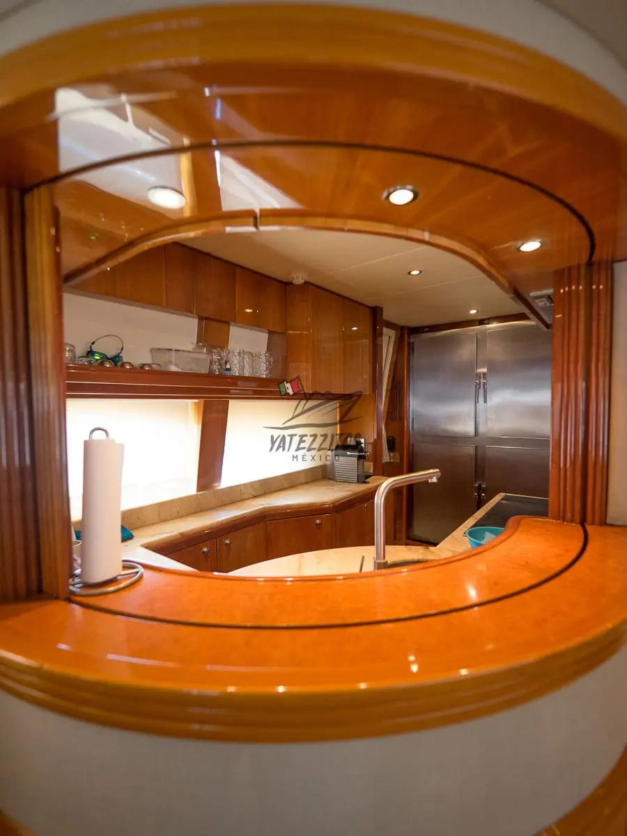 Puerto Vallarta Yacht Charters - Viva La Vie 85" - 14