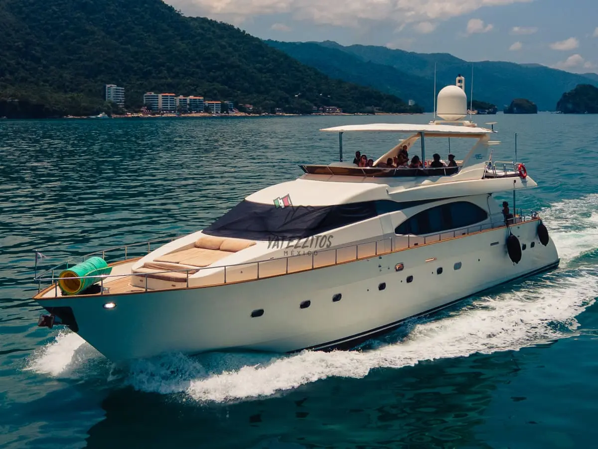 Puerto Vallarta Yacht Charters - Viva La Vie 85" - 15