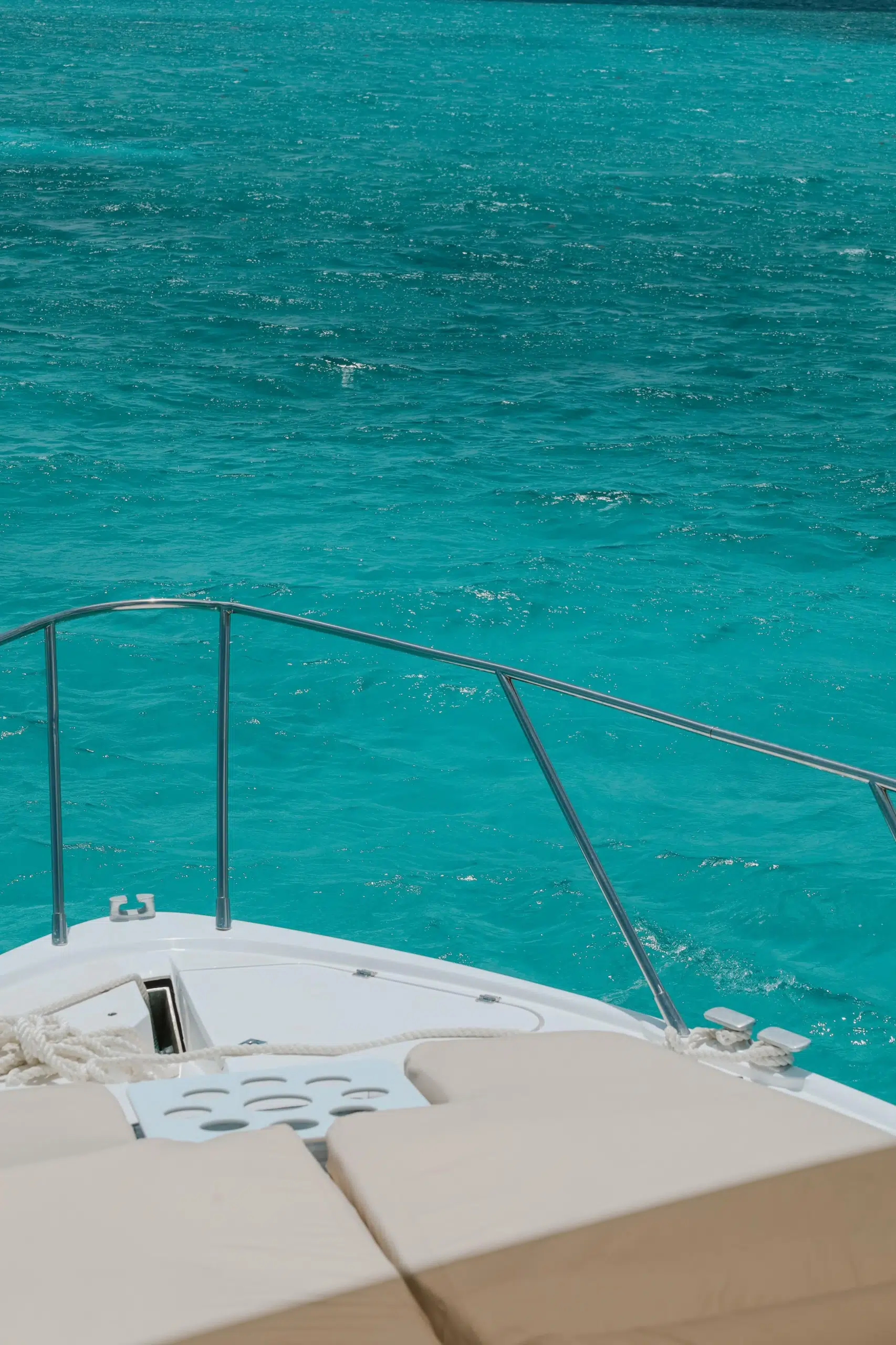 WhatsApp-Image-2026-01-17-at-3.45.52-PM-_3_ renta de yates en cancun precios -13