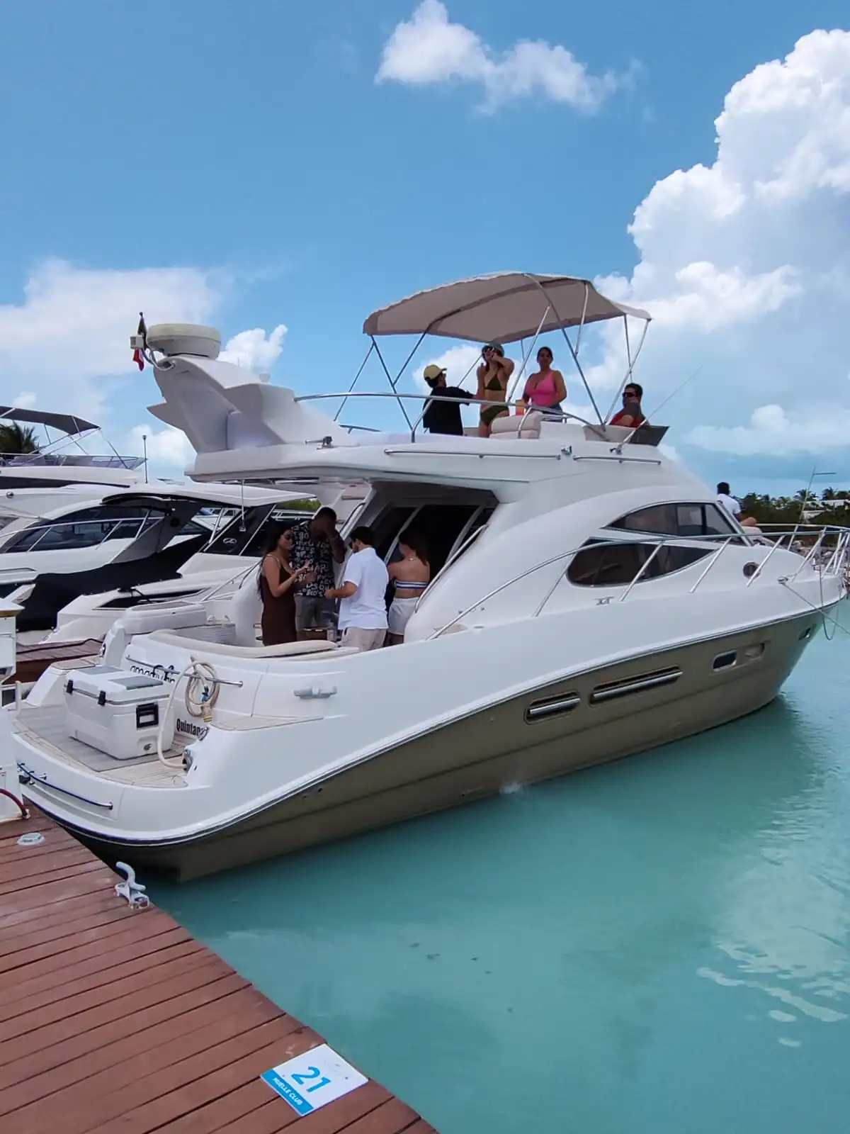 WhatsApp-Image-2026-01-17-at-3.52.00-PM renta de yates en cancun precios -17