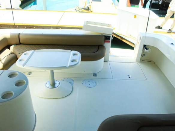 Fotografía de renta de yate barato en Los Cabos a bordo de Renta de Yate Barato en Los Cabos - Vista 6